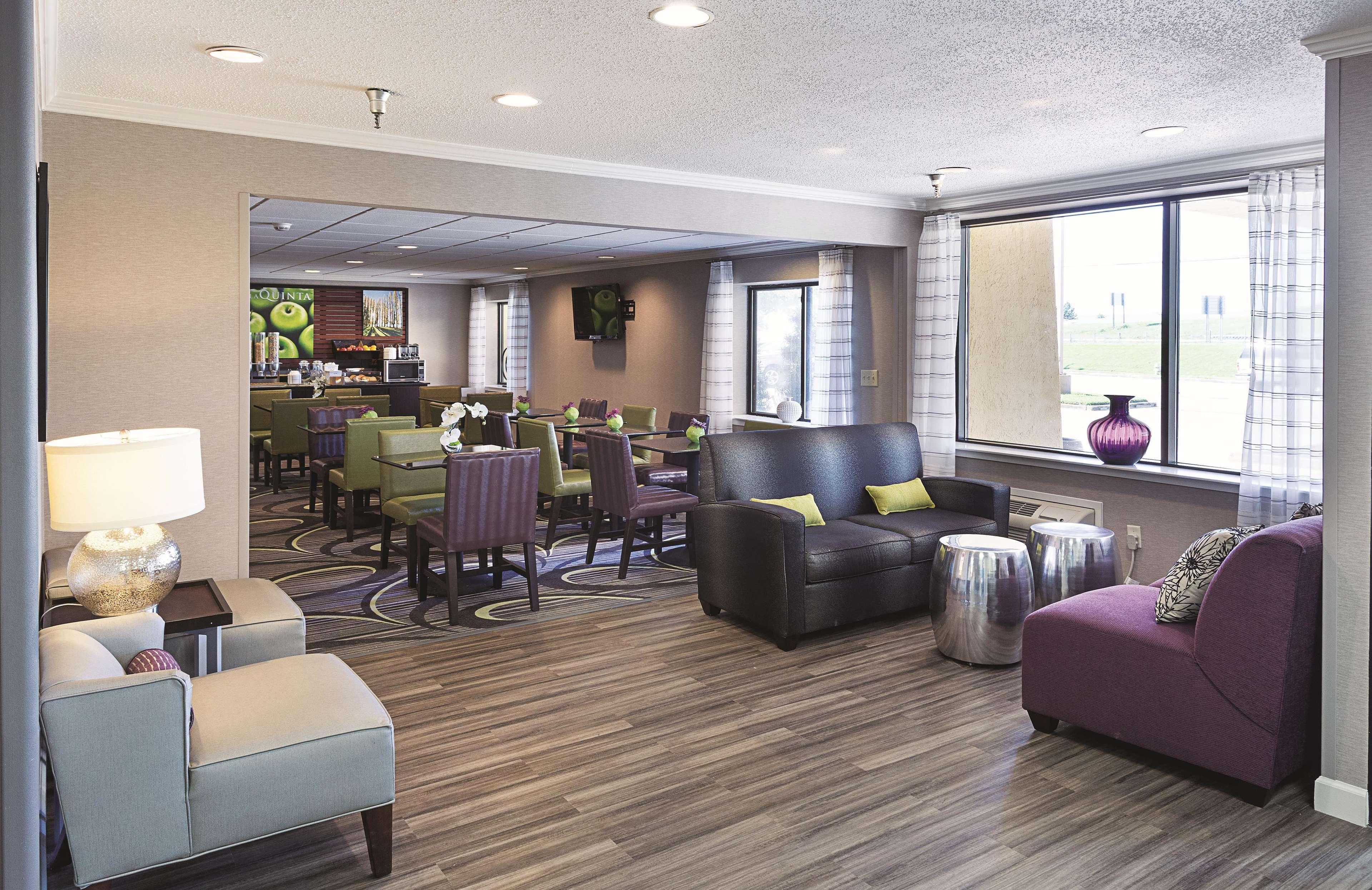 Отель La Quinta By Wyndham Baton Rouge Siegen Lane Экстерьер фото
