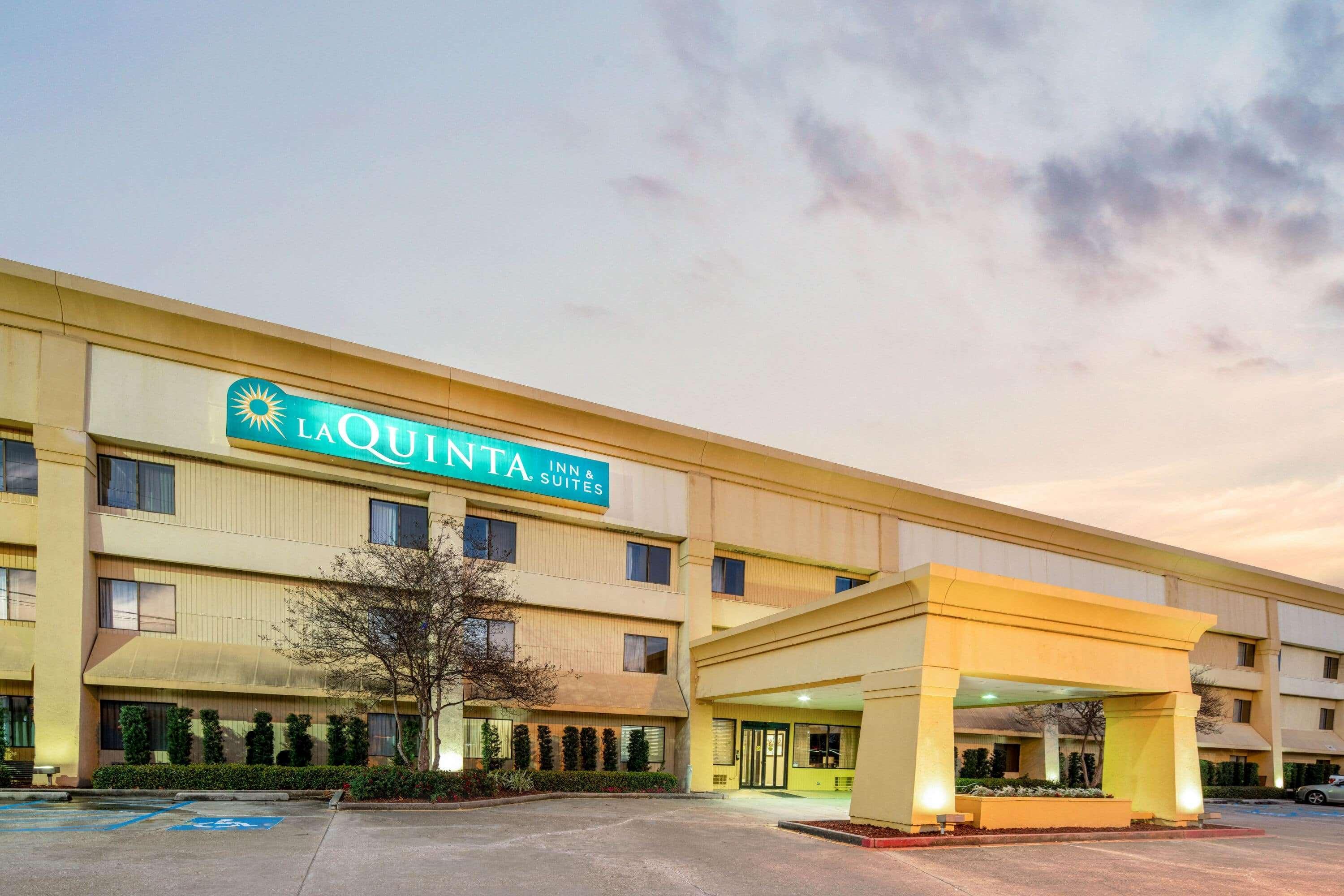 Отель La Quinta By Wyndham Baton Rouge Siegen Lane Экстерьер фото