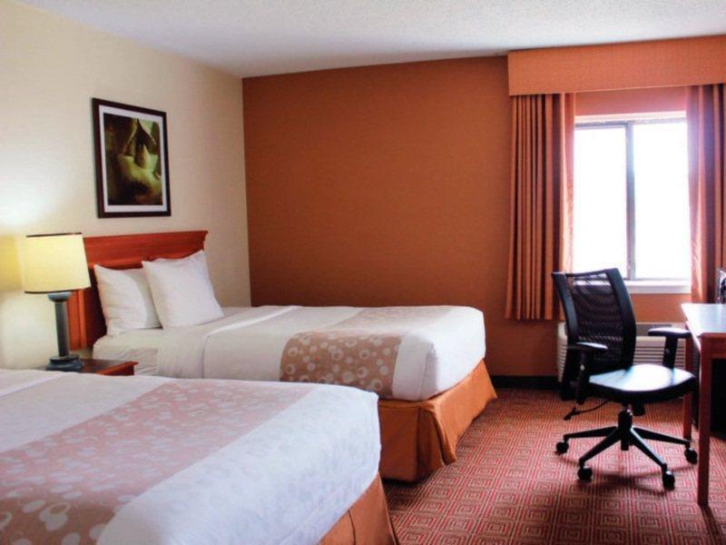 Отель La Quinta By Wyndham Baton Rouge Siegen Lane Экстерьер фото